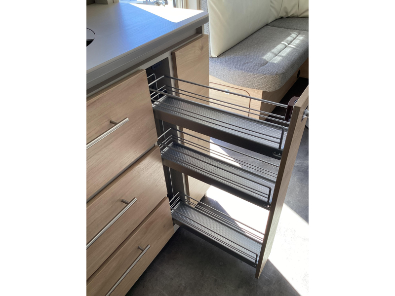 Dethleffs Nomad 530 DR Airco/awning photo: 7