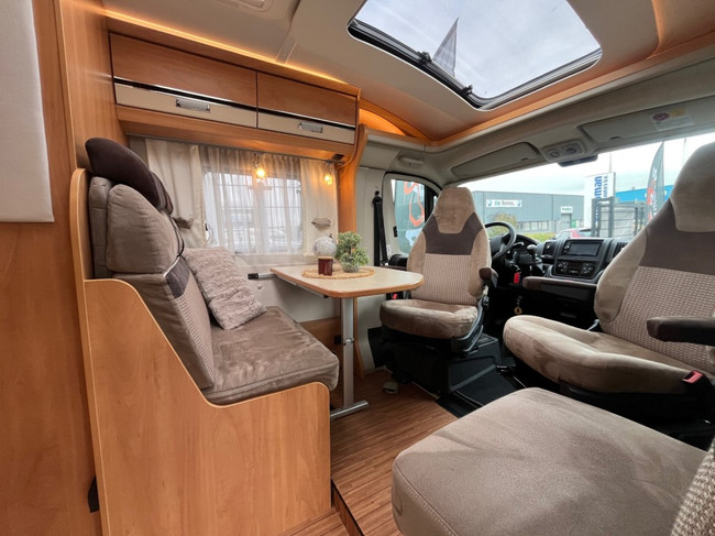 Dethleffs Globebus Sistema de nivelaci&oacute;n Camas individuales Aire acondicionado Control de crucero Conexi&oacute;n de gas fija foto: 17