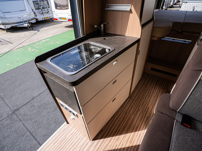 Malibu 640 LE / Gratis stalling foto: 9