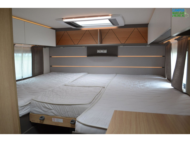 LMC Tourer Lift 664G foto: 17