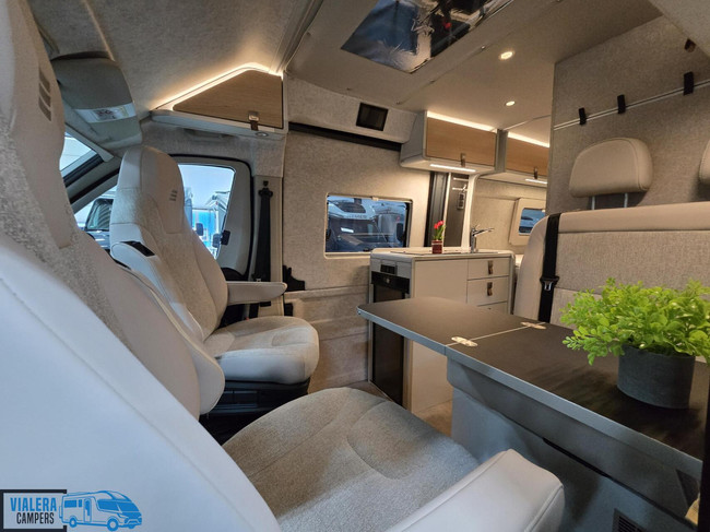 Hymer Yosemite 600 * Automaat* Lengtebedden*6-meter* foto: 11