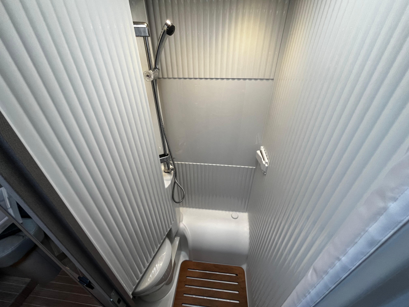 Etrusco T 7300 SB Camper, 4 persoons  foto: 10