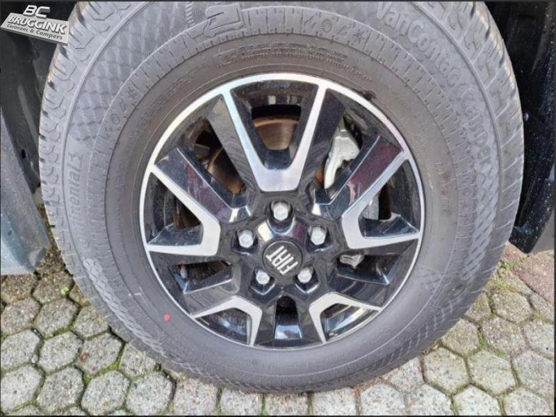 HymerCar Free 600 Dwars bed en Hefdak/Bed  foto: 14