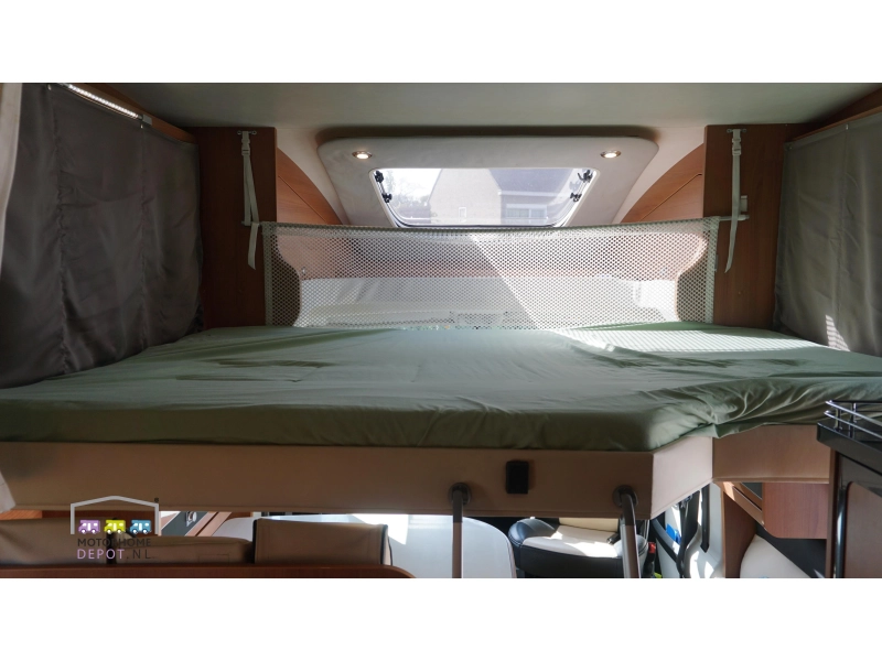 LMC Breezer 730 H Black Edition Foto: 15