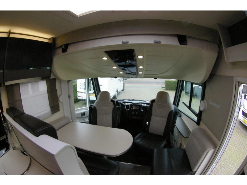 Chausson Exaltis 6028 EB Queensbed, Hefbed.  foto: 5