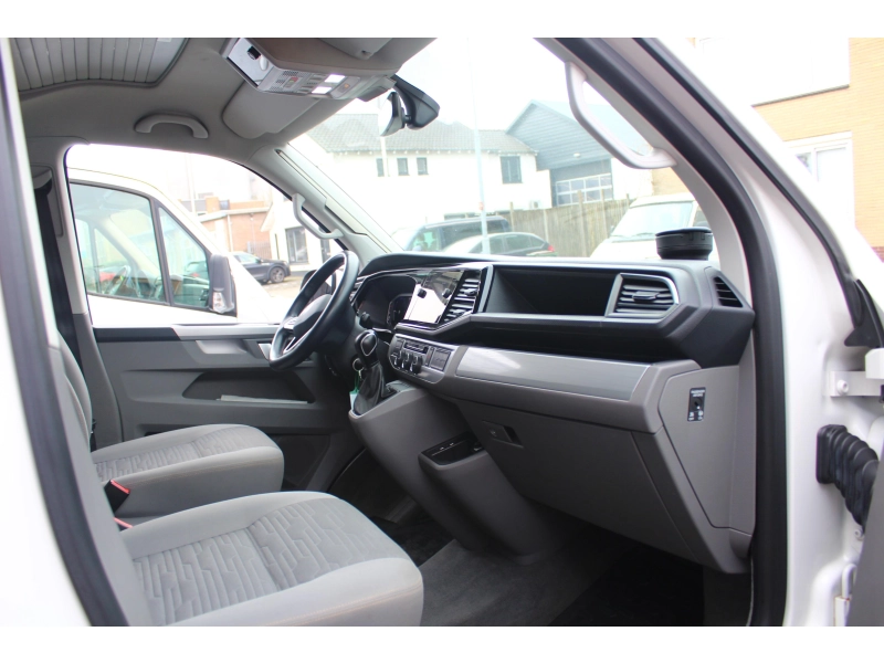 Volkswagen California Ocean T6.1 foto: 16