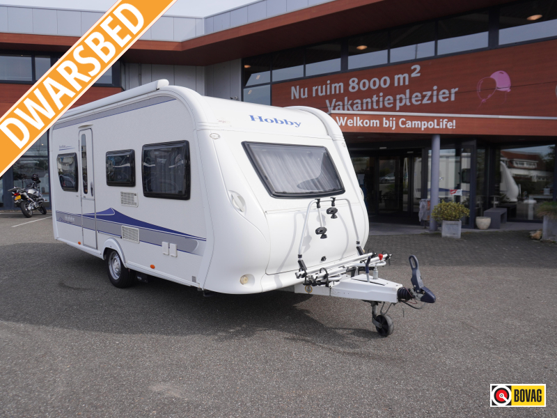 Hobby Excellent 455 UF AVEC SYSTÈME DE DÉPLACEMENT ET AUVENT FIXE 