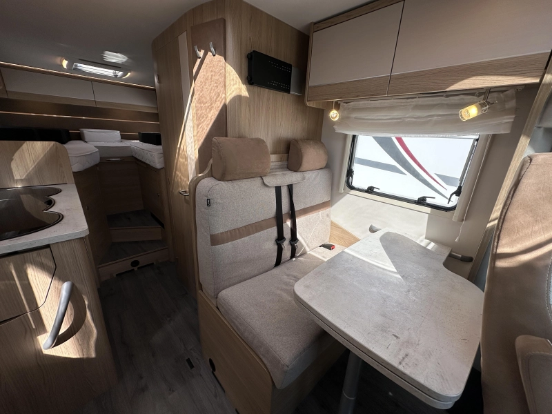 LMC Cruiser 646 V Lengtebedden Fiat 140PK  foto: 5