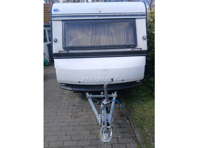Hobby 420 Prestige inkl. Vorzelt Foto: 12