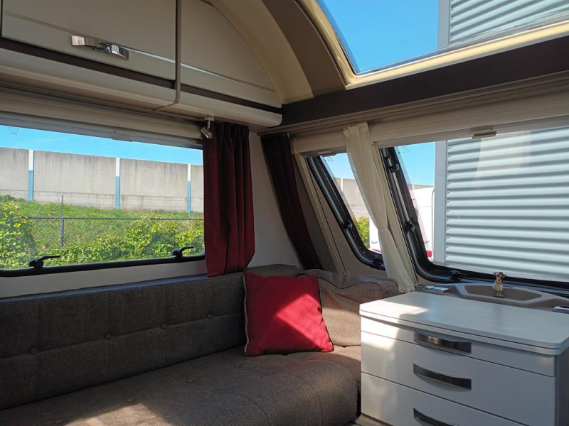 Swift Mondial 420 SE Foto: 3