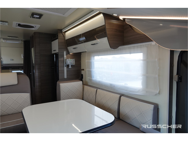 McLouis 822 G CARAT 160Pk Aut. | 6-Persoons | Maxxfan | Trekhaak foto: 6