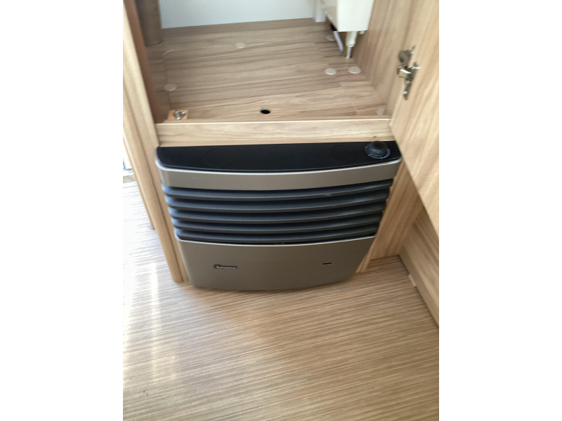 Eriba Nova Light Delight 465 Mover/ omnistor  foto: 9