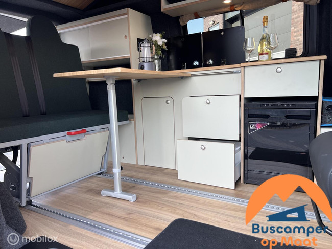 Volkswagen T7 Buscamper Florida L1H1 HYBRID Foto: 2