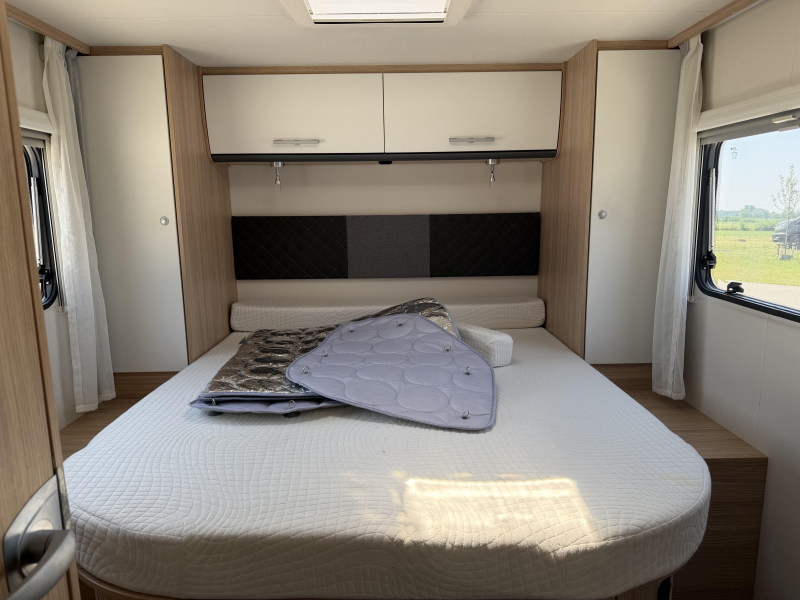 Sunlight T 69 L Queensbed - Hubbett Foto: 5