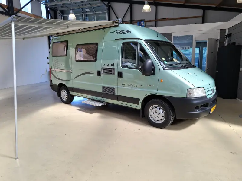 Pössl Globecar 640 Summit H-LINE AUTOMAAT 