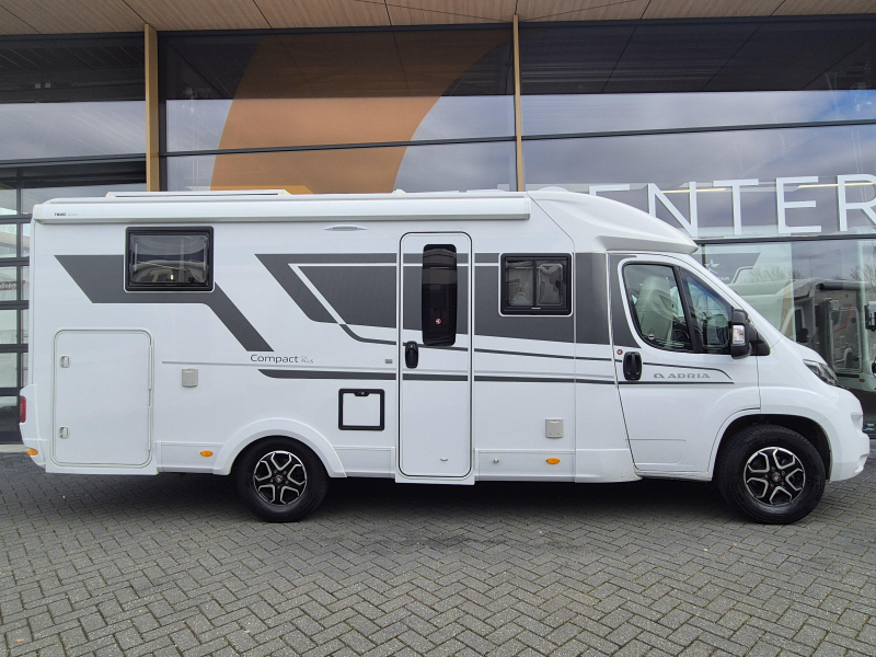 Adria Compact DL Plus 160 pk Automaat  foto: 6