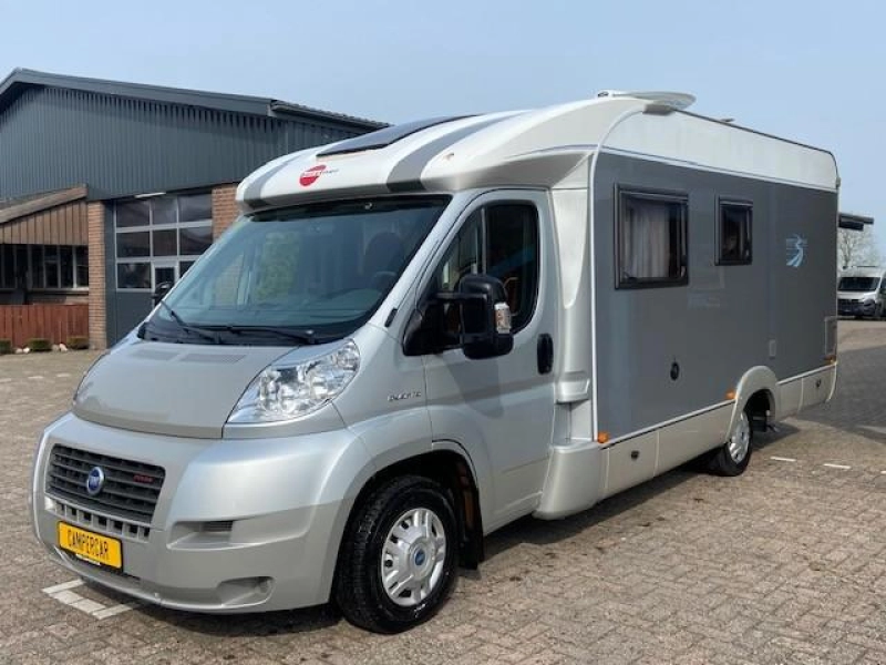 B&uuml;rstner Privilege 615 T 160 PS Foto: 1