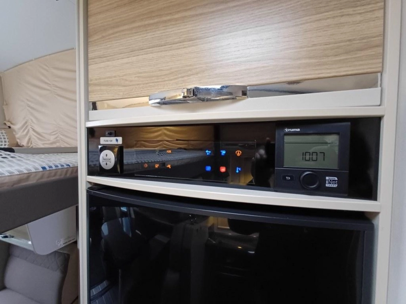 Adria Matrix M 670 SL Prima onderhouden camper  foto: 12