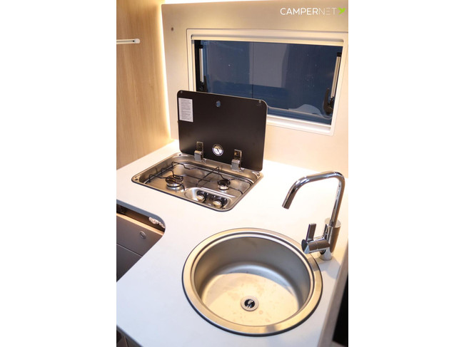 Carado I447 140hp Automatic | Pro+ Package | Drop-down bed | 2.15m Long bed! | 5 Seats | Separate shower | New available from stock photo: 12