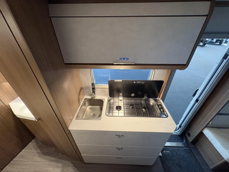Tabbert Cazadora 490 TD rondzit / fransbed  foto: 10