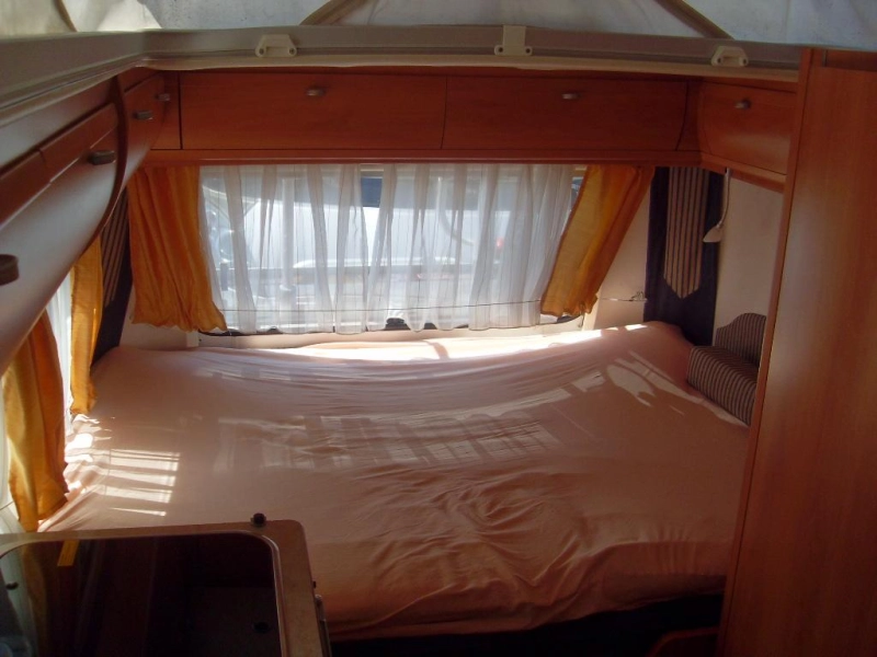 Eriba Triton 430 GT Touring con Mover foto: 2