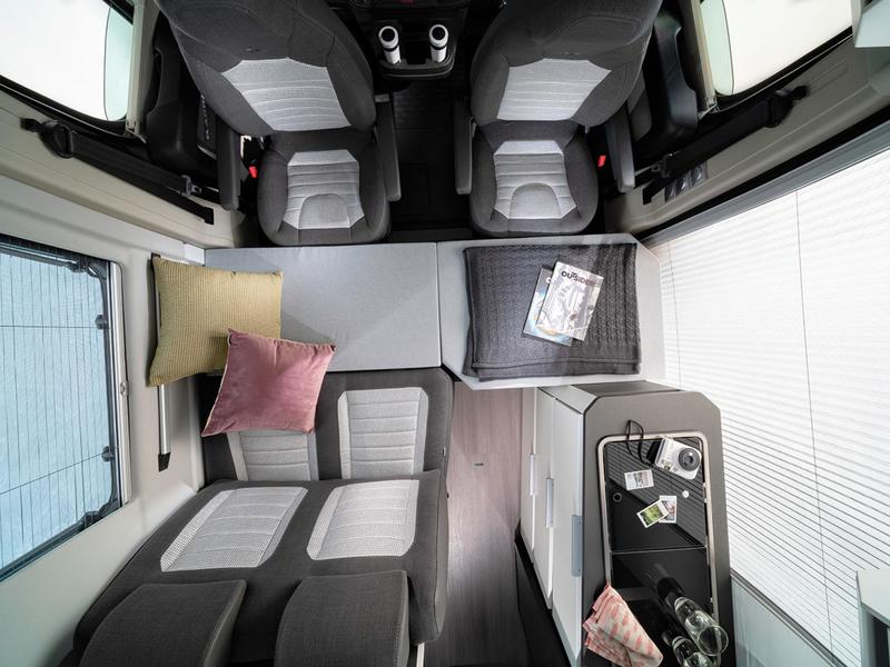 Adria TWIN SUPREME 640 SGX Photo: 14