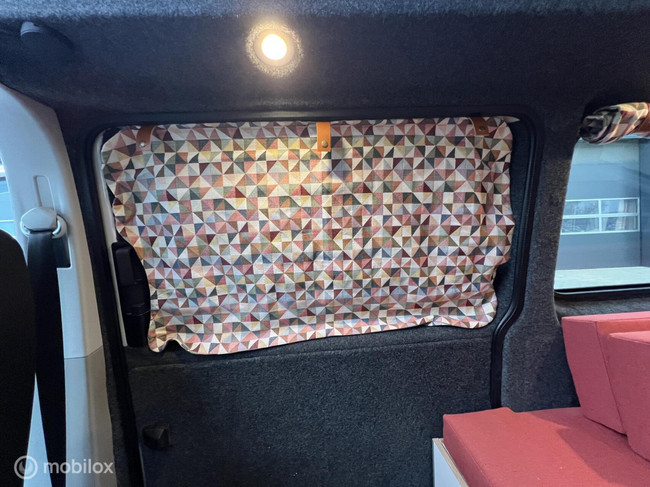 Volkswagen T6 buscamper Nevada 2018 Two tone foto: 22