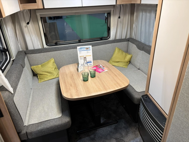 Knaus Sport 500 EU !! BED VAN 210CM LANG !!!  foto: 11