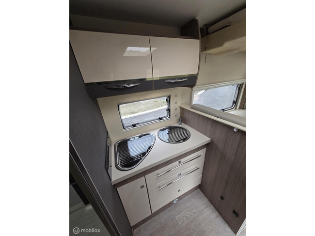 Challenger Graphite 290 camper ☆Hefbed cruise Euro-5 2015☆ foto: 14