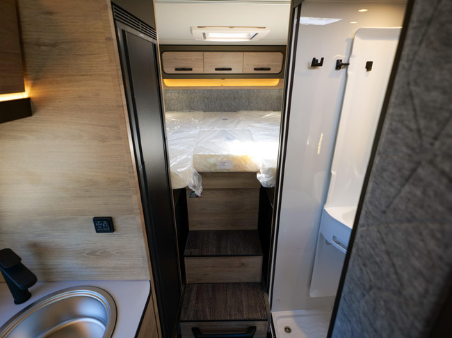 Weinsberg CaraCompact 600 MEG modelo 2027, autom&aacute;tico foto: 21