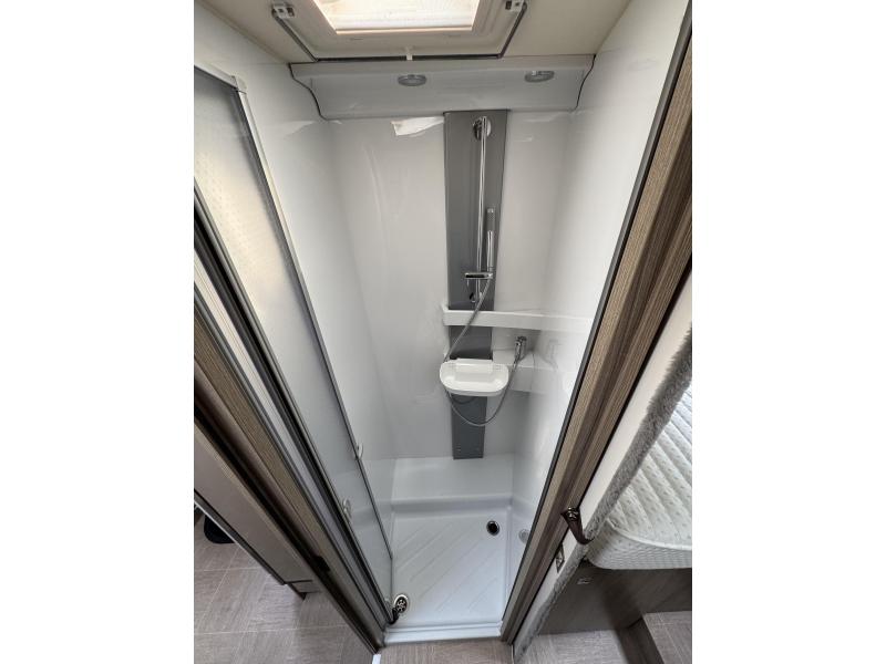 LMC Element 758 G Automaat, airco  foto: 14