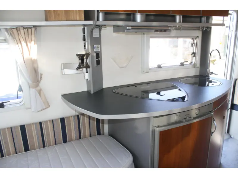 Kip Hy Line 53 TEB  foto: 9