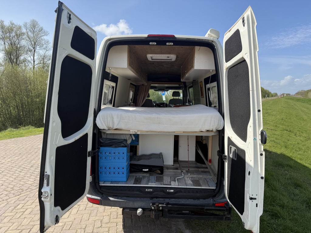VOLKSWAGEN CRAFTER 35 AUT foto: 14