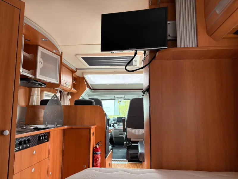 Dethleffs T6501 B Automaat  foto: 12