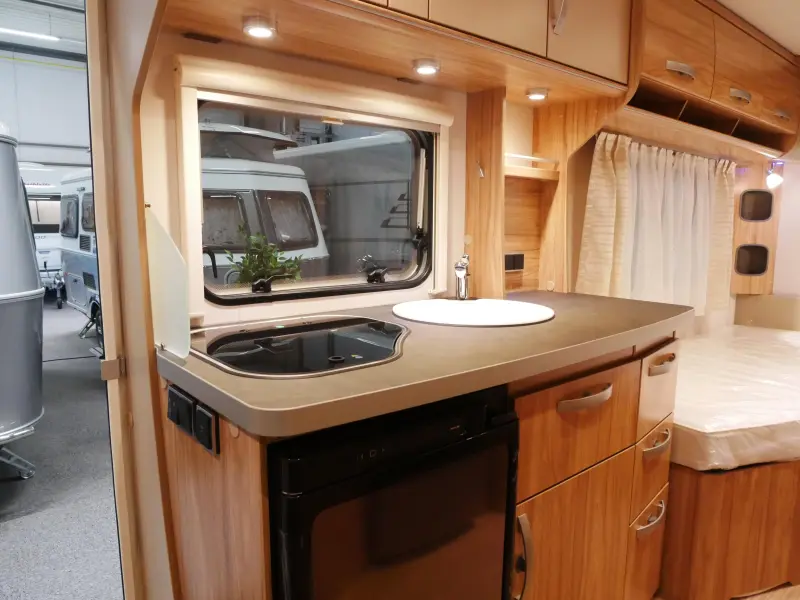 Eriba Nova Light 442 2025 Model  foto: 7