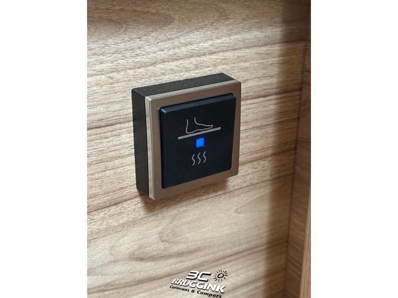 Eriba Nova Light 470 - HERFSTAANBIEDING!  foto: 9