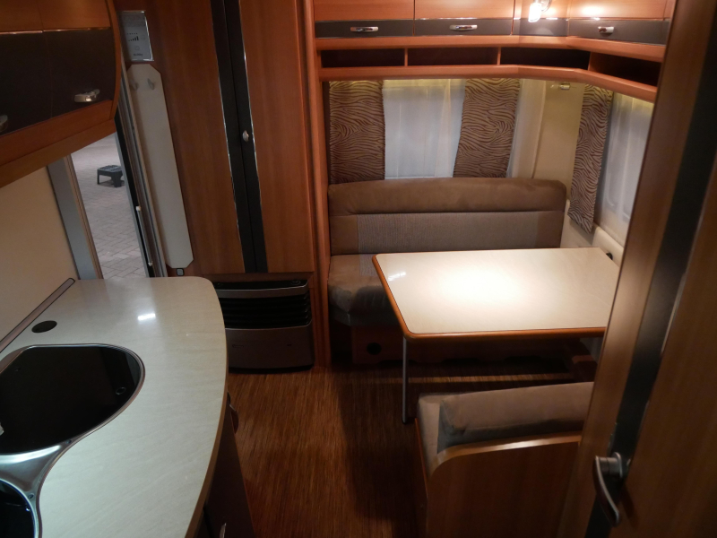Hobby De Luxe 440 SF Incl. mover  foto: 13