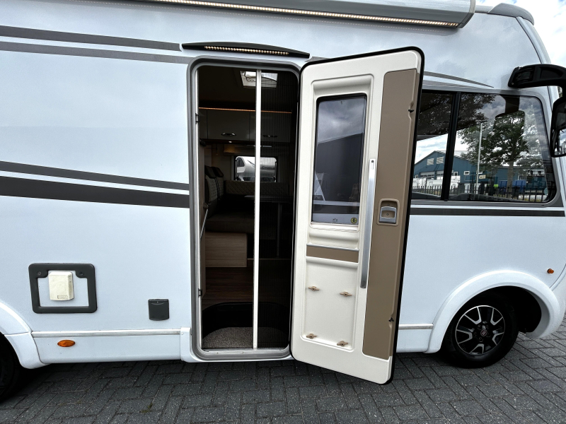 B&uuml;rstner Lyseo Time I 690 G Single beds/Automatic! photo: 5