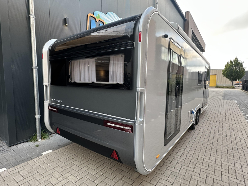 Adria Astella 754 DP Exklusiv in den Niederlanden Foto: 4