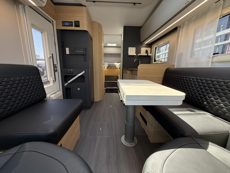 Adria Coral 650 DL - AUTOMATIK Foto: 7