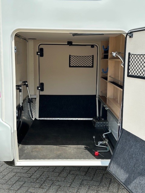Hymer BMC-I 680, automaat, zonder hefbed! foto: 22