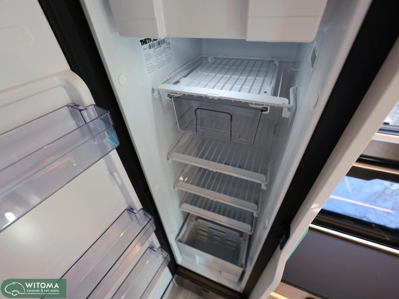 &iexcl;Acci&oacute;n Hymer B-MC T 600 Witoma 50 a&ntilde;os! foto: 10