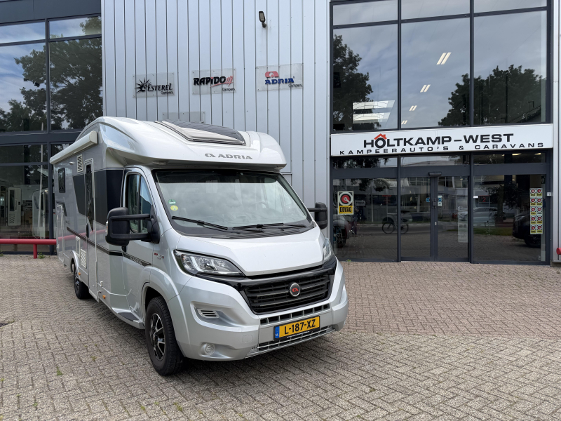 Adria Matrix 670 SC foto: 1