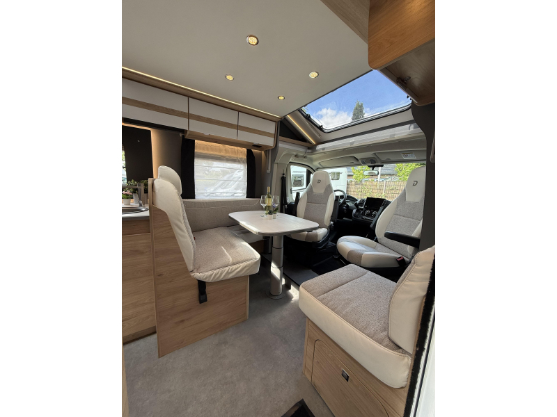 Dethleffs Just Camp T 7052 DBM Automaat/Fiat 8  foto: 10