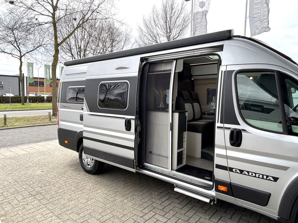 Adria Twin 640 SLB Supreme EINZELBETTEN EURO6 MAXI CHASSIS Foto: 4