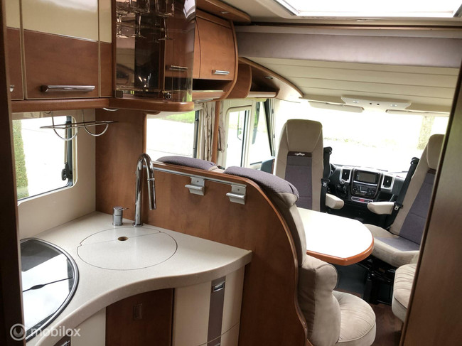 Carthago Chic C-Line I 5.0 QB 180-PK Integraal Queensbed, Hefbed, XXL-Garage, Extra's Nieuw Model 2016 foto: 7