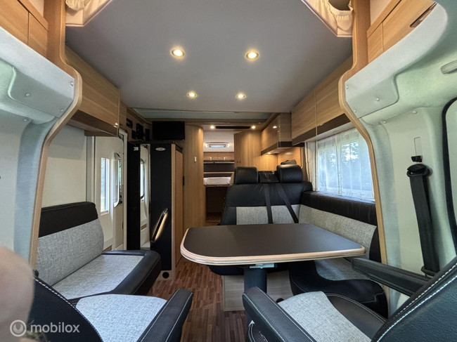 LMC Breezer H737 G Fiat 2.3 150pk Euro 6 | Enkele-bedden | Hefbed | Aparte douche/ wc | XXL Garage | Camera | Fietsendrager | 63dkm foto: 6