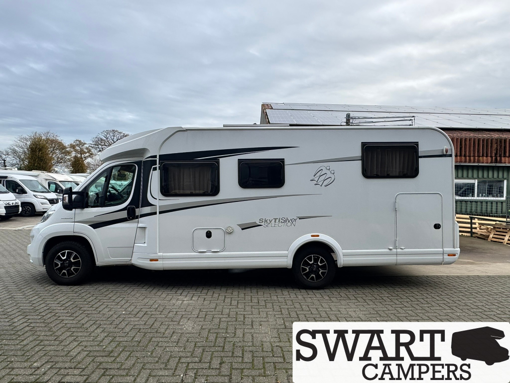 Knaus Sky TI 700 MEG Silver Selection, Enkele bedden 150 pk foto: 5