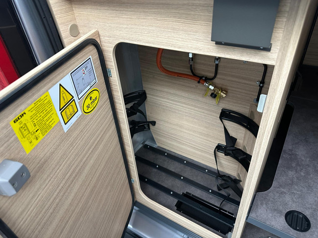 Malibu Van First Class - Two Rooms 640 LE RB Charming GT Skyview foto: 20