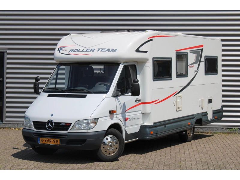 Roller Team Corfu 275 TWIN Mercedes Lengtebedden CDI  foto: 1